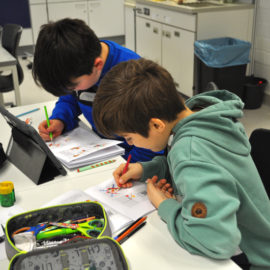 „Mathematik kann begeistern…!“  – Die Klasse 6b besucht das Schülerlabor der Universität Bochum